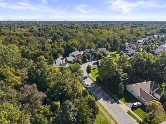 452 Sunridge Drive, Powell, OH 43065