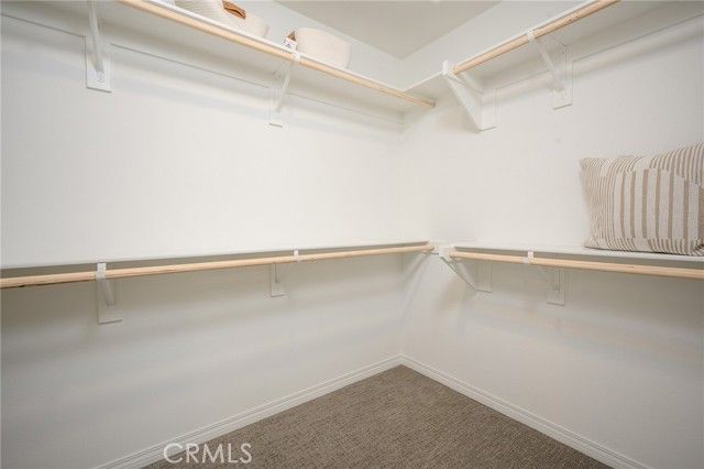 2435 Gunner Ridge Way, Rialto, CA 92377