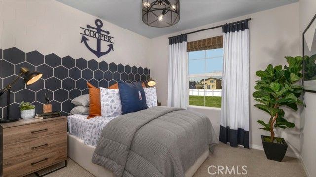 2435 Gunner Ridge Way, Rialto, CA 92377