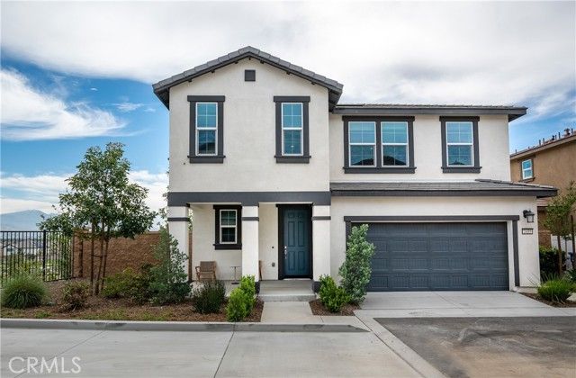 2435 Gunner Ridge Way, Rialto, CA 92377