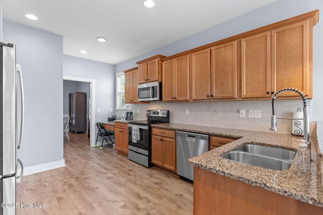 6929 Ontario Road, Wilmington, NC 28412