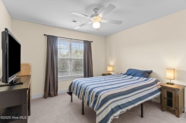 6929 Ontario Road, Wilmington, NC 28412