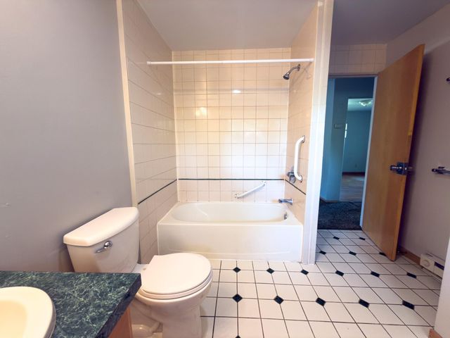 1812 4th Street S, Moorhead, MN 56560
