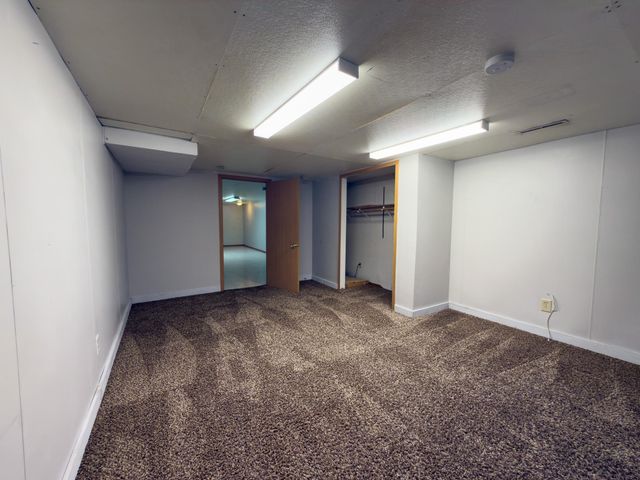 1812 4th Street S, Moorhead, MN 56560