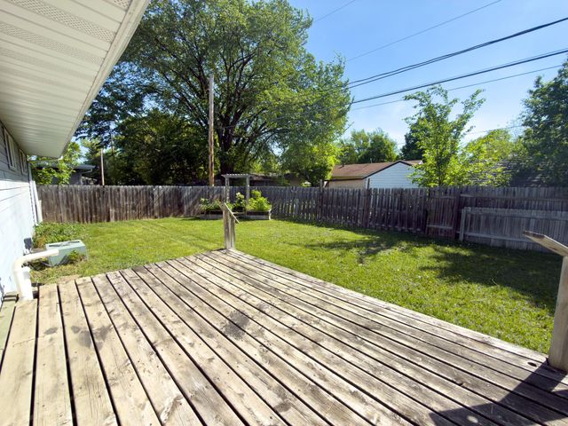 1812 4th Street S, Moorhead, MN 56560