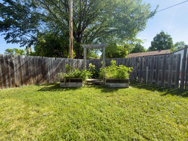 1812 4th Street S, Moorhead, MN 56560