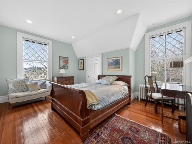 44 Tower Hill Loop, Tuxedo Park, NY 10987