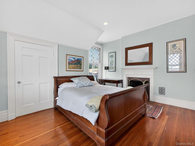 44 Tower Hill Loop, Tuxedo Park, NY 10987