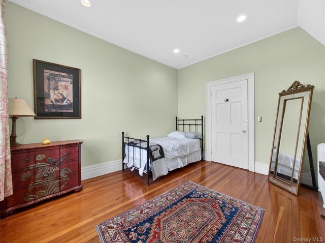 44 Tower Hill Loop, Tuxedo Park, NY 10987