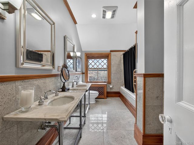 44 Tower Hill Loop, Tuxedo Park, NY 10987