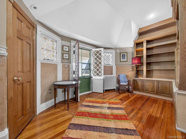 44 Tower Hill Loop, Tuxedo Park, NY 10987