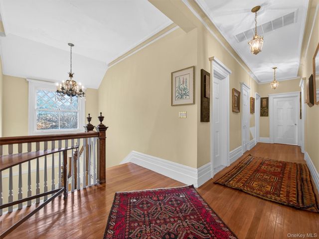 44 Tower Hill Loop, Tuxedo Park, NY 10987