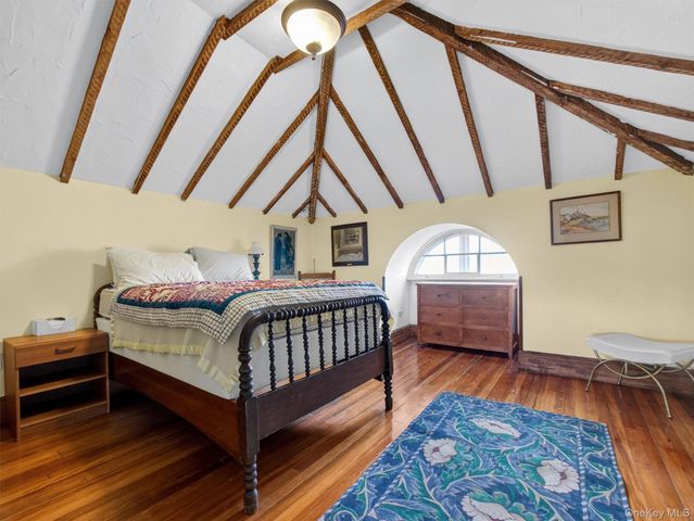 44 Tower Hill Loop, Tuxedo Park, NY 10987