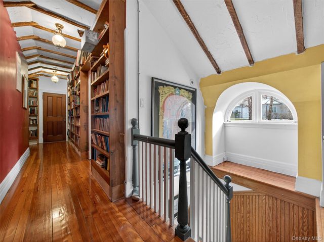 44 Tower Hill Loop, Tuxedo Park, NY 10987