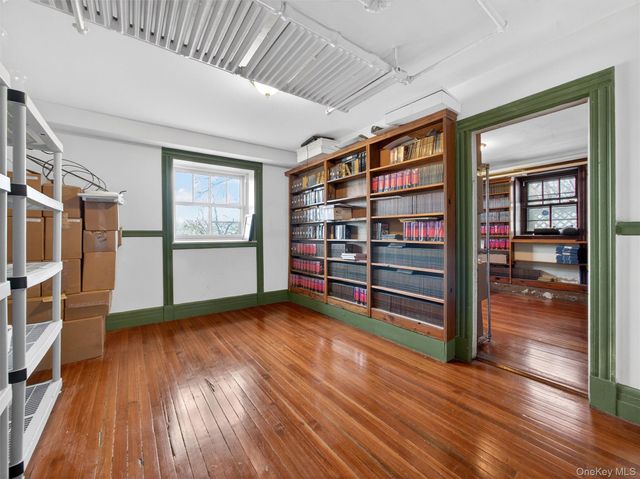 44 Tower Hill Loop, Tuxedo Park, NY 10987