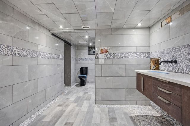 3745 Saxonburg Blvd, Indiana Twp, PA 15238