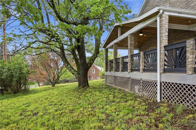 3745 Saxonburg Blvd, Indiana Twp, PA 15238