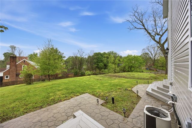 3745 Saxonburg Blvd, Indiana Twp, PA 15238