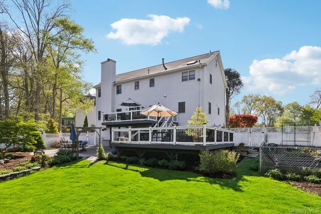 10 Alex Court, West Nyack, NY 10994