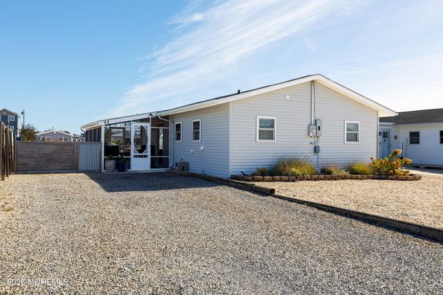 11 S Portland Drive, Little Egg Harbor, NJ 08087