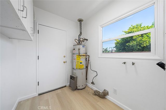 1610 N Linwood, Santa Ana, CA 92701