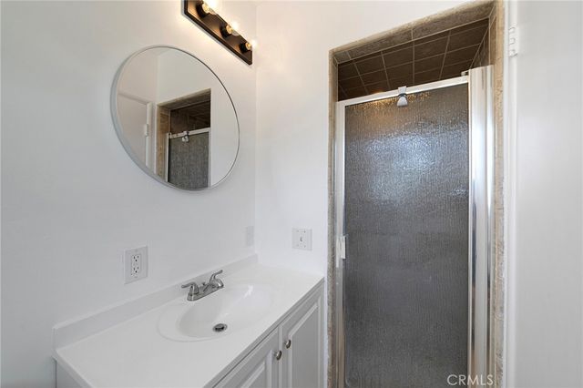 1610 N Linwood, Santa Ana, CA 92701