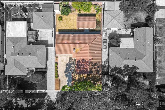 1610 N Linwood, Santa Ana, CA 92701