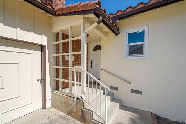 1610 N Linwood, Santa Ana, CA 92701
