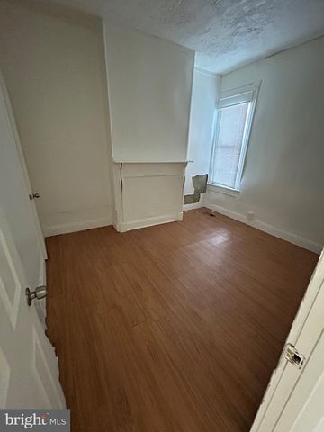 1940 MOSHER ST, Baltimore, MD 21217