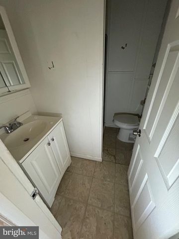 1940 MOSHER ST, Baltimore, MD 21217