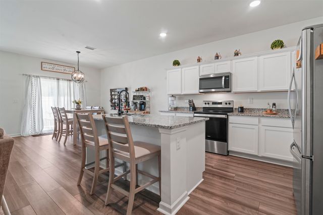 171 Plantersfield Dr., Conway, SC 29526
