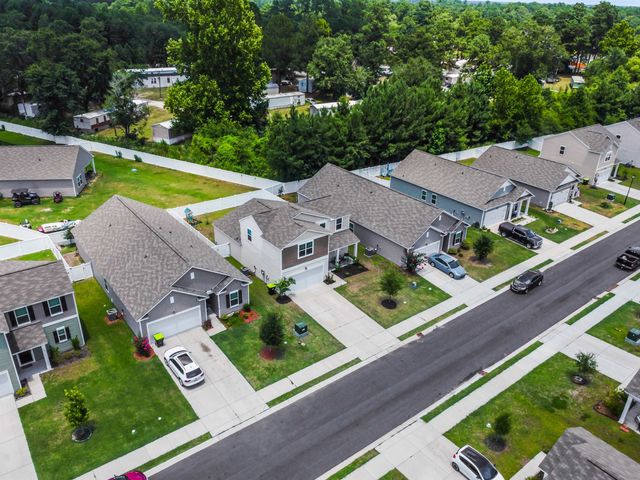 171 Plantersfield Dr., Conway, SC 29526