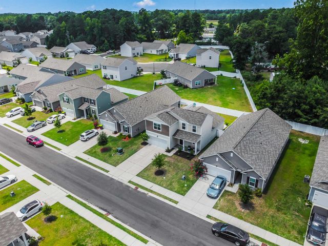 171 Plantersfield Dr., Conway, SC 29526