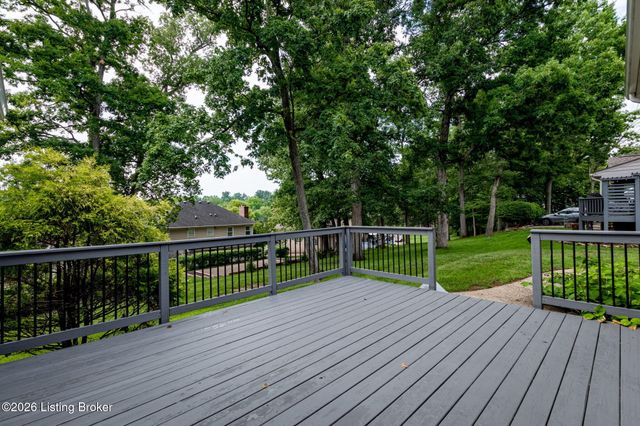 5718 Moser Farm Rd, Prospect, KY 40059