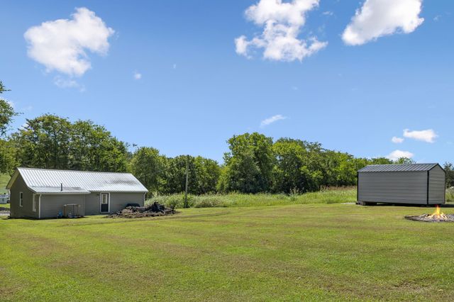 497 Poplar Bluff Rd, E, Auburntown, TN 37016