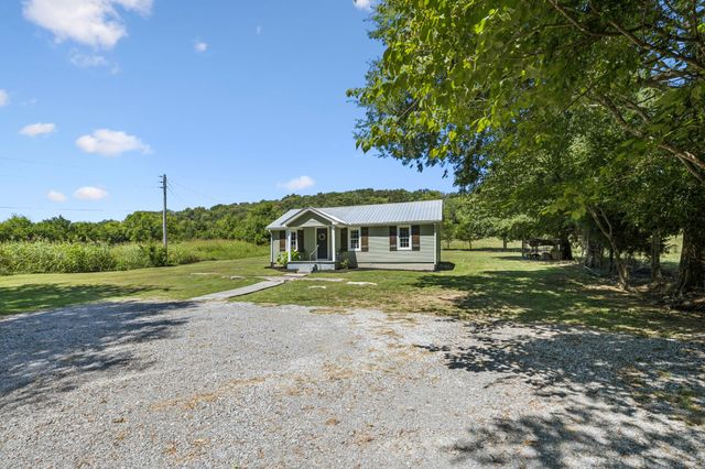 497 Poplar Bluff Rd, E, Auburntown, TN 37016