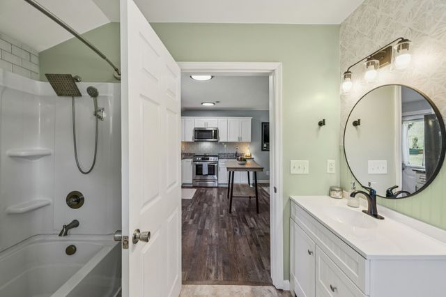 497 Poplar Bluff Rd, E, Auburntown, TN 37016