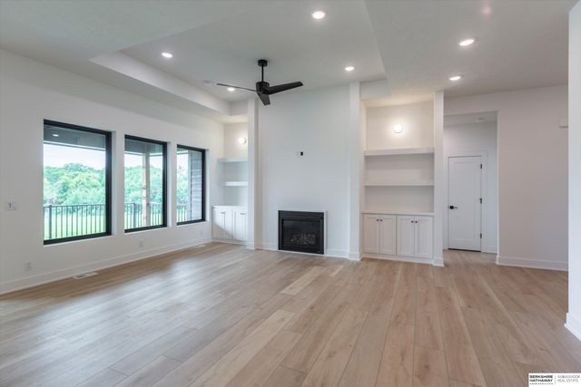 4505 N 213th Street, Omaha, NE 68022