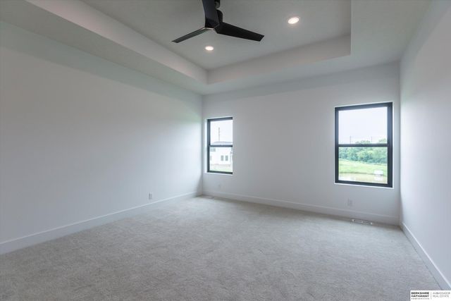 4505 N 213th Street, Omaha, NE 68022