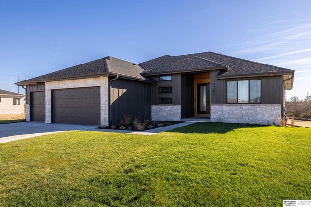 4505 N 213th Street, Omaha, NE 68022