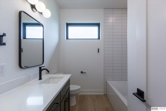 4505 N 213th Street, Omaha, NE 68022