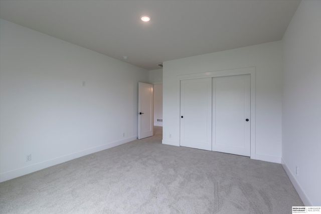 4505 N 213th Street, Omaha, NE 68022