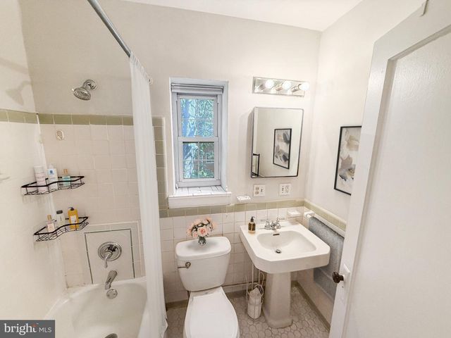 3500 MARTHA CUSTIS DR, Alexandria, VA 22302
