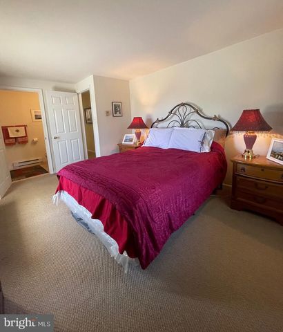 99 EXETER CT, Shepherdstown, WV 25443