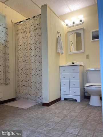 99 EXETER CT, Shepherdstown, WV 25443