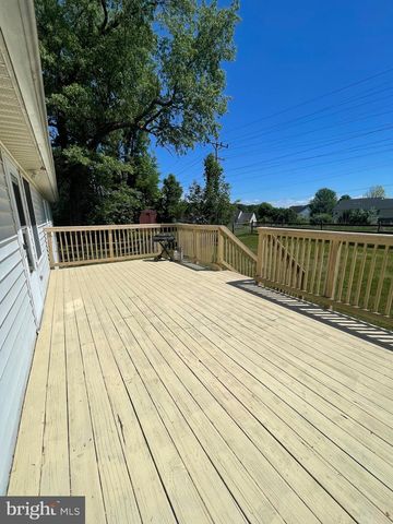 99 EXETER CT, Shepherdstown, WV 25443