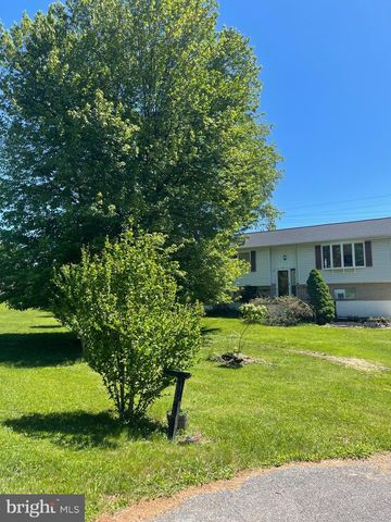 99 EXETER CT, Shepherdstown, WV 25443