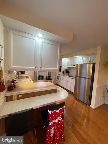 99 EXETER CT, Shepherdstown, WV 25443