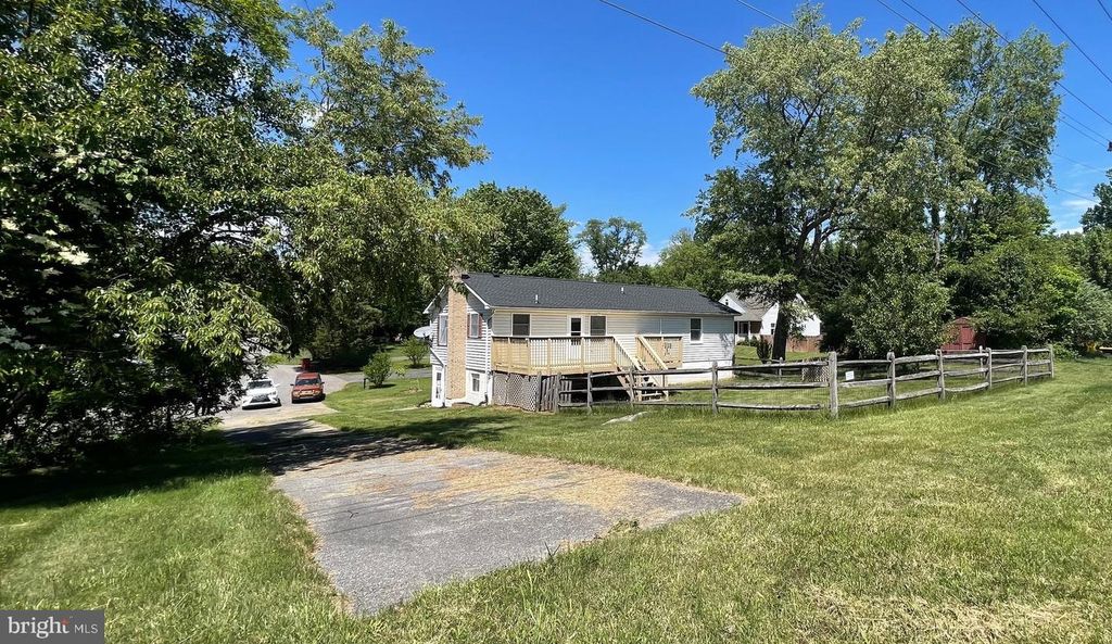 Image 45 of property listing at 99 EXETER CT, Shepherdstown, WV 25443