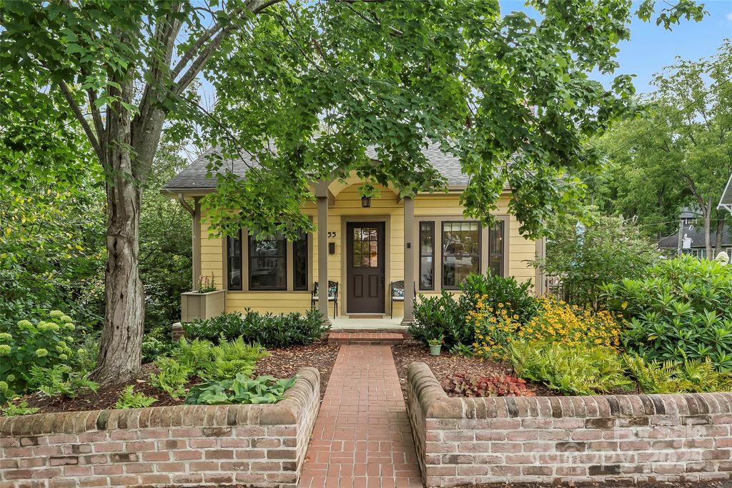 55 Ramoth Road, Asheville, NC 28804
